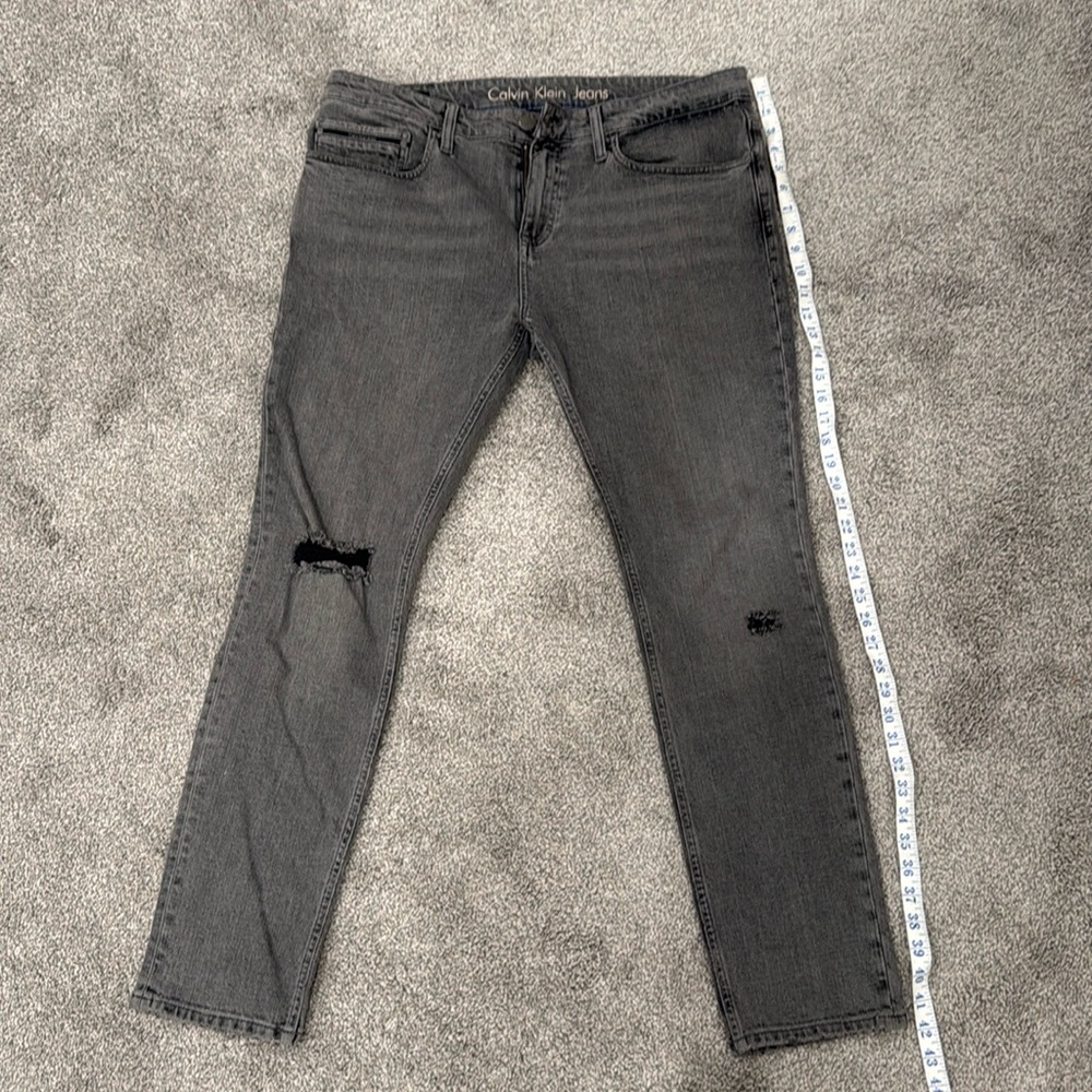 Calvin Klein Jeans 38 W 32 L Like New!